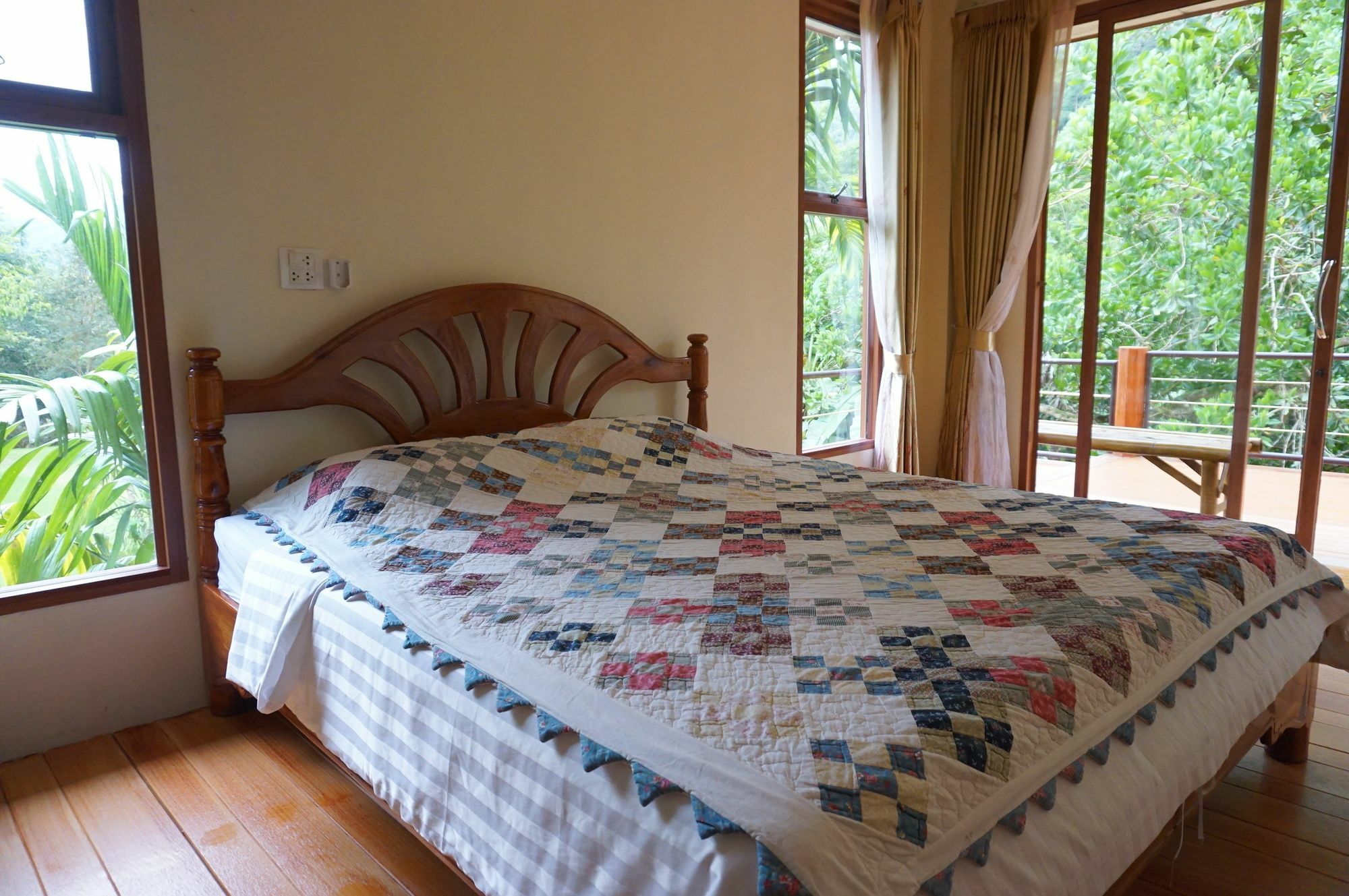 Smallville Resort Ranong Esterno foto