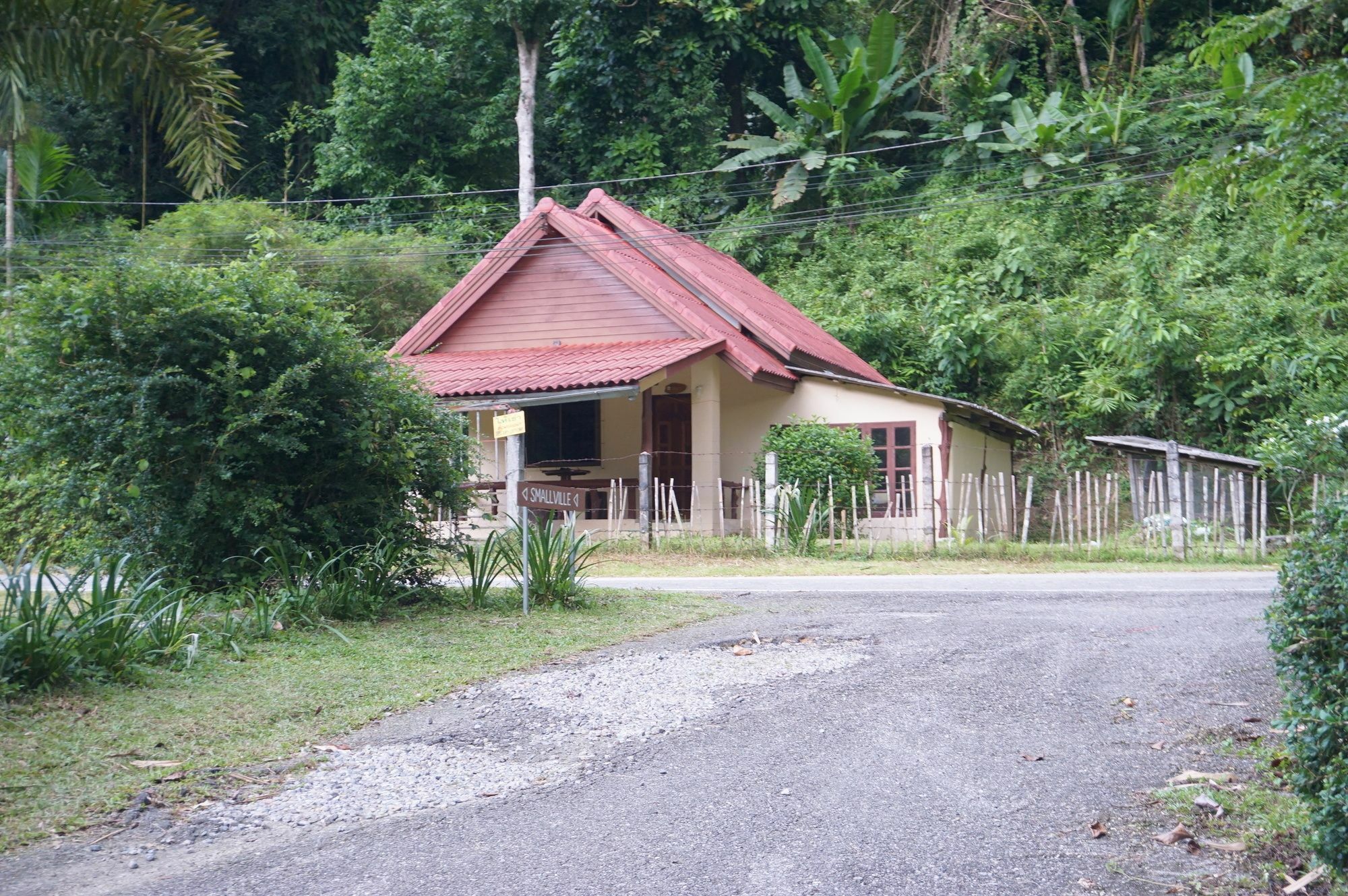 Smallville Resort Ranong Esterno foto